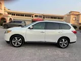 Nissan Pathfinder SV
